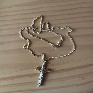 Elegant Gold Cross Crucifix Pendant Necklace